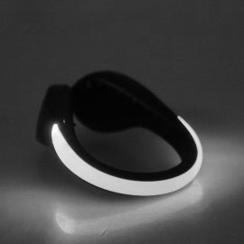 LED Shoe Light Clips Stay Safe While Running And Cycling At Night With Bright, Easy-to-Attach Gear